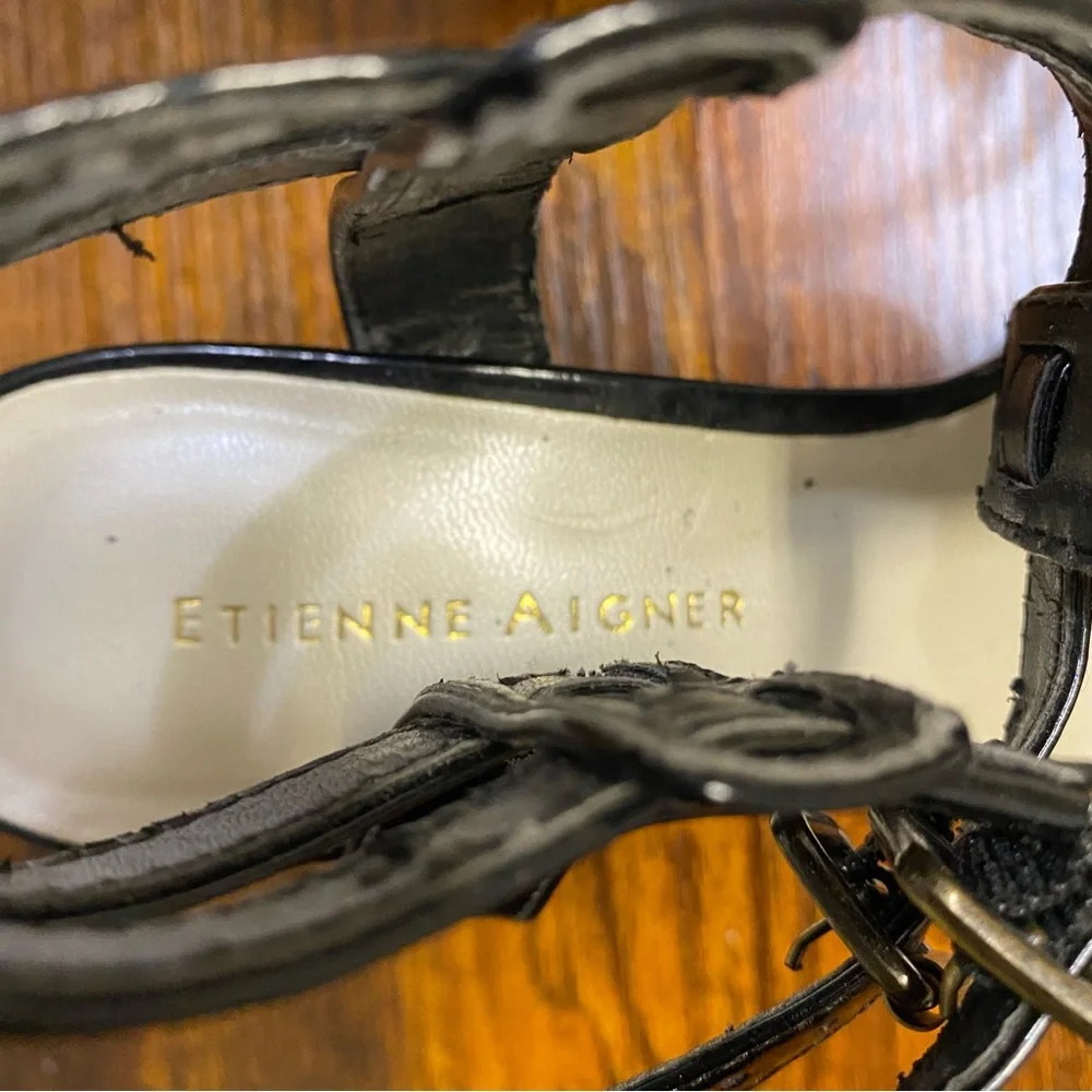 Etienne Aigner Women’s Wedge Sandals Size 6 Animal Print T-strap Buckles